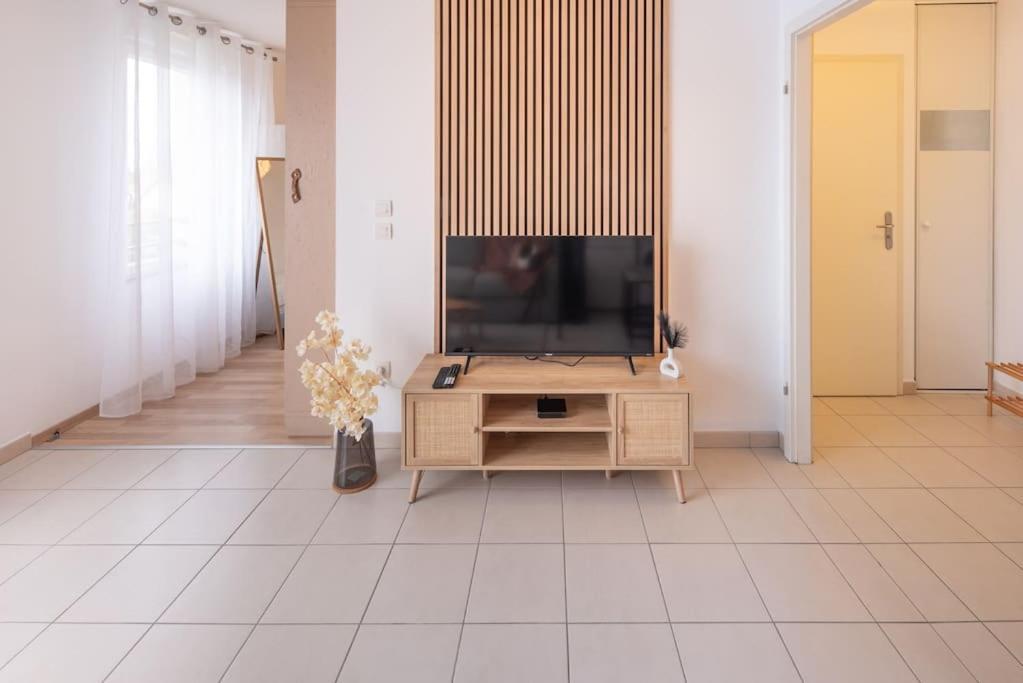 Apartament L'Excellence-8Min Aeroport-Terrasse-Parking Prive Lingolsheim Zewnętrze zdjęcie